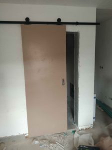 Berntodoorsandmore top mount barn door